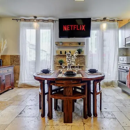 Appartement La Safari - Bourroches I Tram & Familial